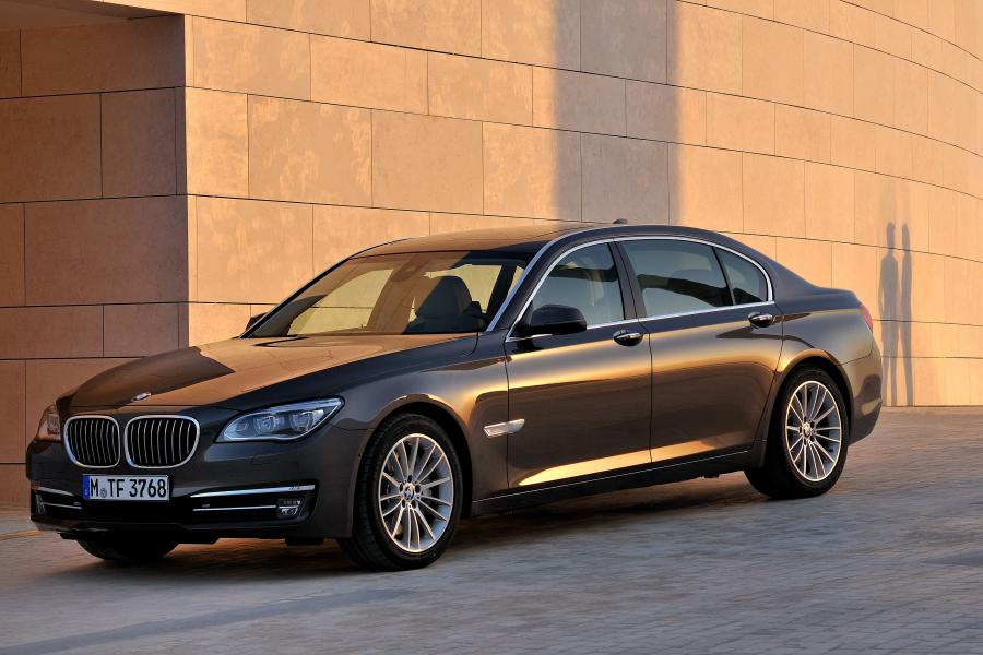  BMW 750iL 2012 года  (фото 55 из 61)